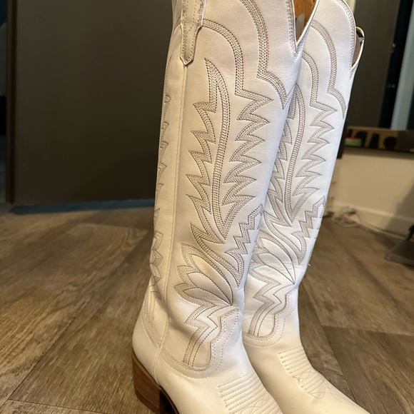 The Abby Tecovas women’s boots only used twice - Picture 7 of 7